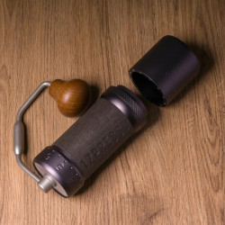 1Zpresso J-Ultra Iron Grey - مطحنة قهوة
