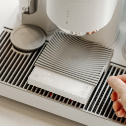 مرآة تايم مور الأساسية 3 (بيضاء) - مقياس رقمي barista